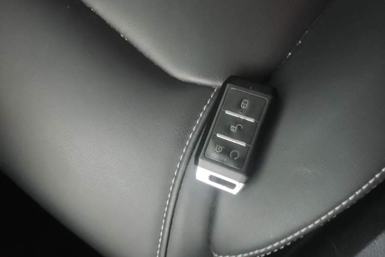 Used BYD Yuan New Energy 2019 EV535 Smart Connect Trendsetting Model Vehicle Key