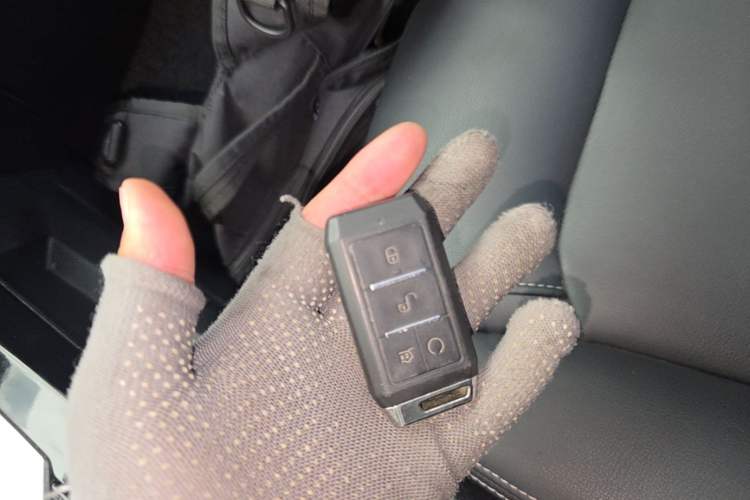 Used BYD Yuan New Energy 2019 EV360 Smart Connect Luxurious Model Vehicle Key
