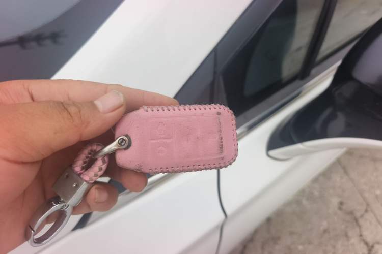 Used BYD Yuan New Energy 2019 EV535 Smart Connect Trendsetting Model Vehicle Key
