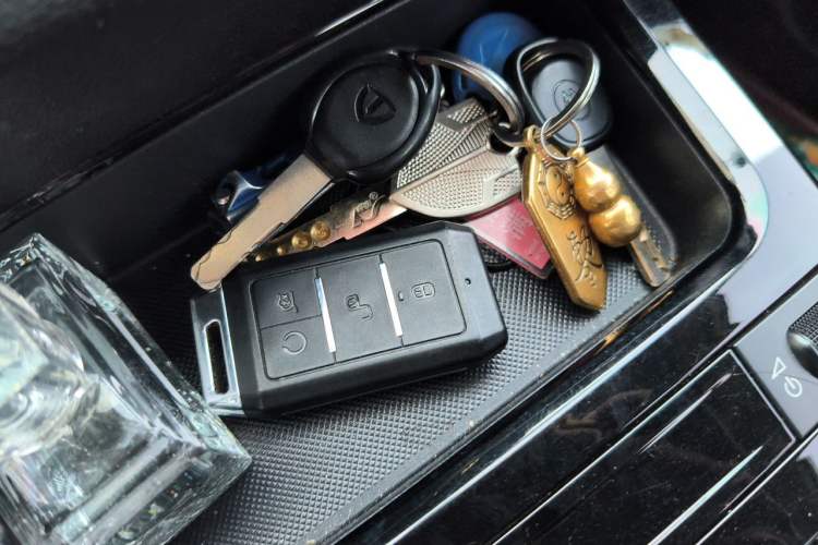 Used BYD Yuan New Energy 2019 EV535 Smart Connect Trendsetting Model Vehicle Key