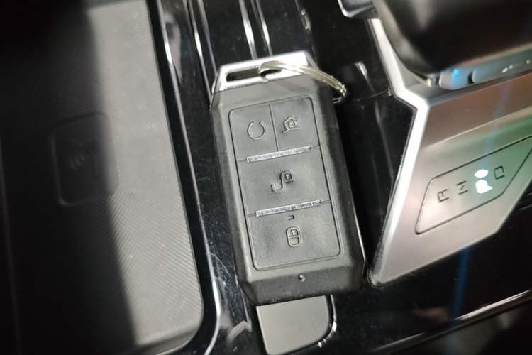 Used BYD Yuan New Energy 2019 EV535 Smart Connect Trendsetting Model Vehicle Key