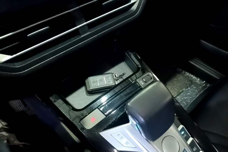 Used BYD Yuan New Energy 2019 EV360 Smart Connect Enjoyment Model Vehicle Key