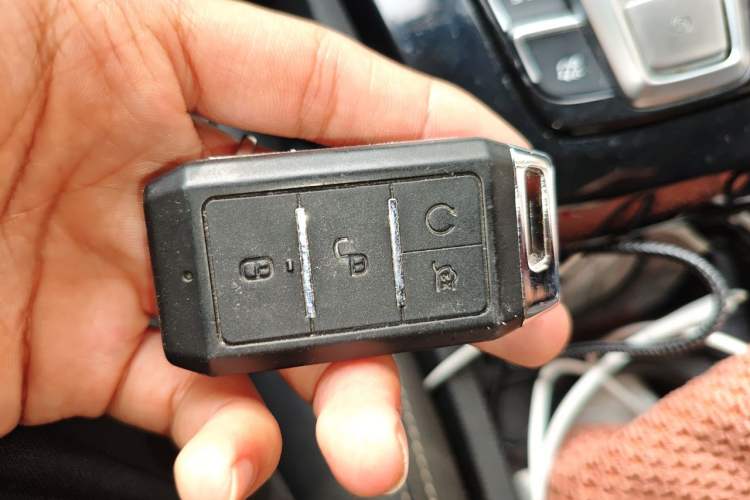 Used BYD Yuan New Energy 2019 EV535 Smart Connect Trendsetting Model Vehicle Key
