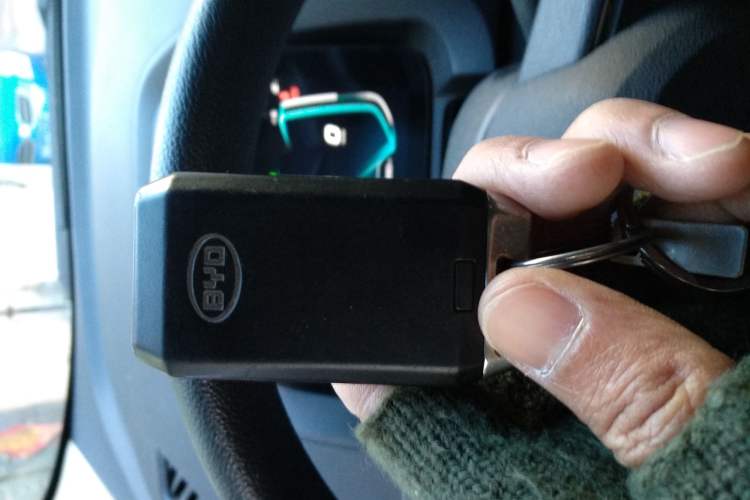 Used BYD Yuan New Energy 2019 EV535 Smart Connect Trendsetting Model Vehicle Key