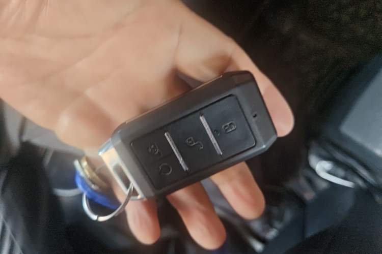 Used BYD Yuan New Energy 2019 EV535 Smart Connect Trendsetting Model Vehicle Key