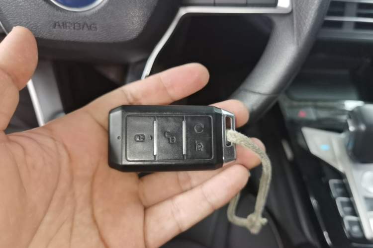 Used BYD Yuan New Energy 2019 EV360 Smart Connect Enjoyment Model Vehicle Key