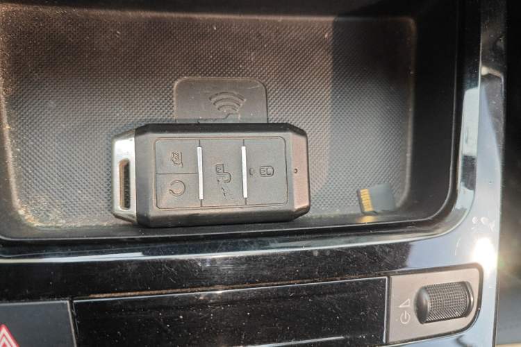 Used BYD Yuan New Energy 2019 EV535 Smart Connect Trendsetting Model Vehicle Key