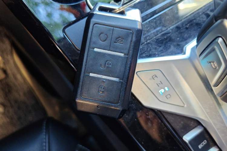 Used BYD Yuan New Energy 2019 EV535 Smart Connect Trendsetting Model Vehicle Key