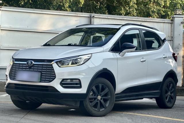 Ojetý BYD Yuan New Energy 2019 EV360 Smart Connect Elite Model