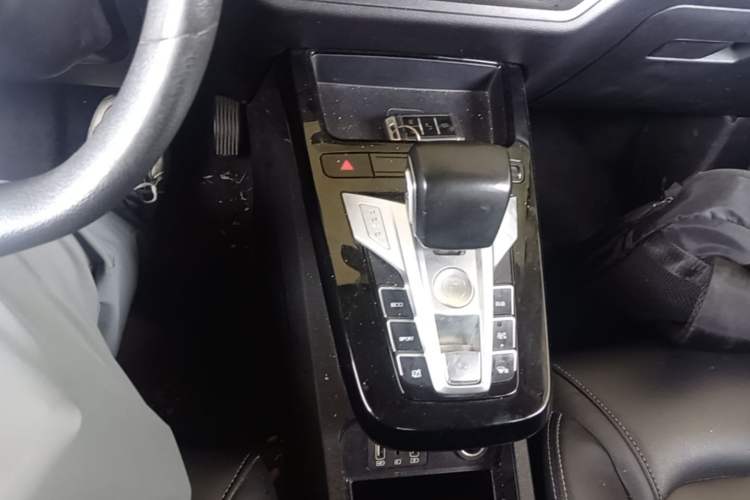 Used BYD Yuan New Energy 2019 EV535 Smart Connect Elite Model Gear Lever