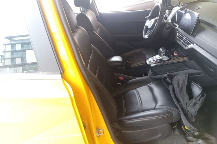 Used BYD Yuan New Energy 2019 EV535 Smart Connect Elite Model Right Front Seat