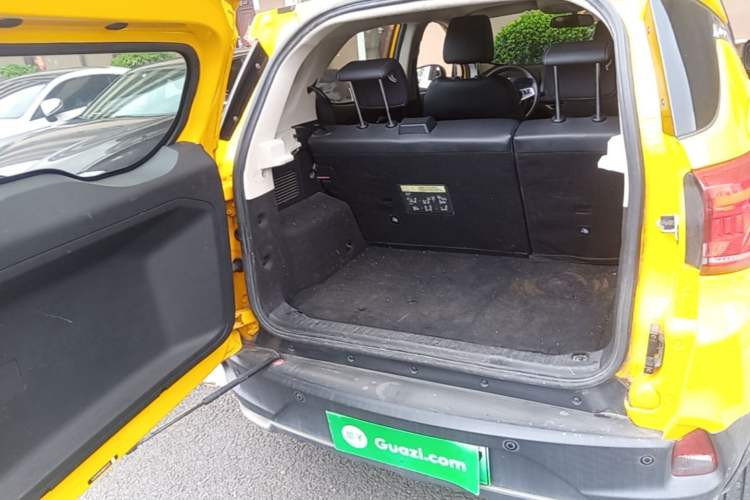 Used BYD Yuan New Energy 2019 EV535 Smart Connect Elite Model Trunk