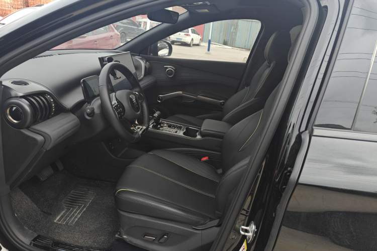 Used BYD Yuan PLUS 2024 Honor Edition 510KM Excellence Model Interior 2
