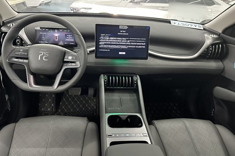 Used BYD Yuan PLUS 2025 Intelligent Driving Version 430 KM – Leading Edition Interior 1