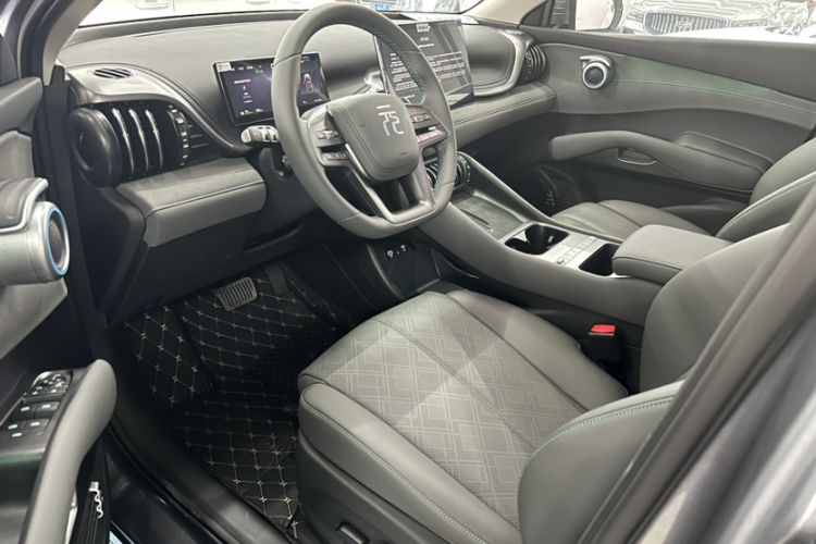 Used BYD Yuan PLUS 2025 Intelligent Driving Version 430 KM – Leading Edition Interior 2