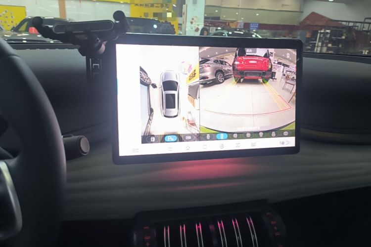 Used BYD Yuan PLUS 2022 510 km Flagship Version Audio And AC Panel