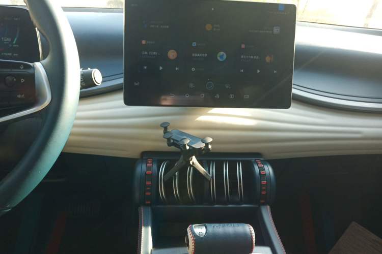 Used BYD Yuan PLUS 2022 510 km Flagship Version Audio And AC Panel