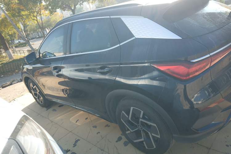 Used BYD Yuan PLUS 2022 510 km Flagship Version Exterior 3