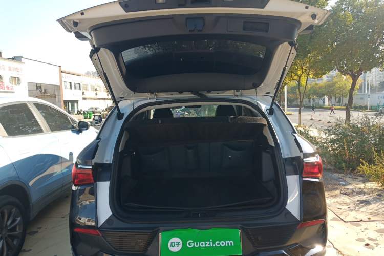 Used BYD Yuan PLUS 2022 510 km Flagship Version Trunk