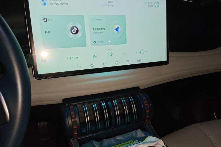 Used BYD Yuan PLUS 2022 510KM Flagship PLUS Audio And AC Panel