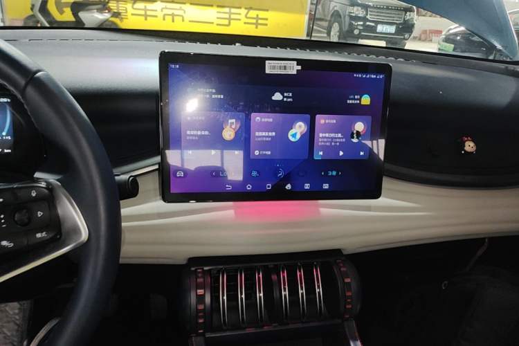 Used BYD Yuan PLUS 2022 510 km Luxury Version Audio And AC Panel