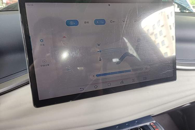 Used BYD Yuan PLUS 2022 510 km Flagship Version Audio And AC Panel