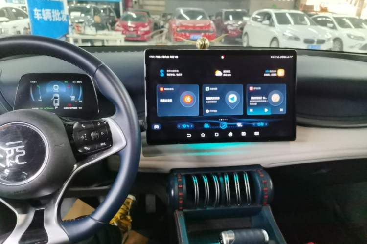 Used BYD Yuan PLUS 2022 510KM Flagship PLUS Audio And AC Panel