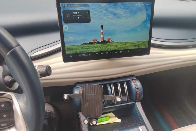 Used BYD Yuan PLUS 2022 510 km Flagship Version Audio And AC Panel