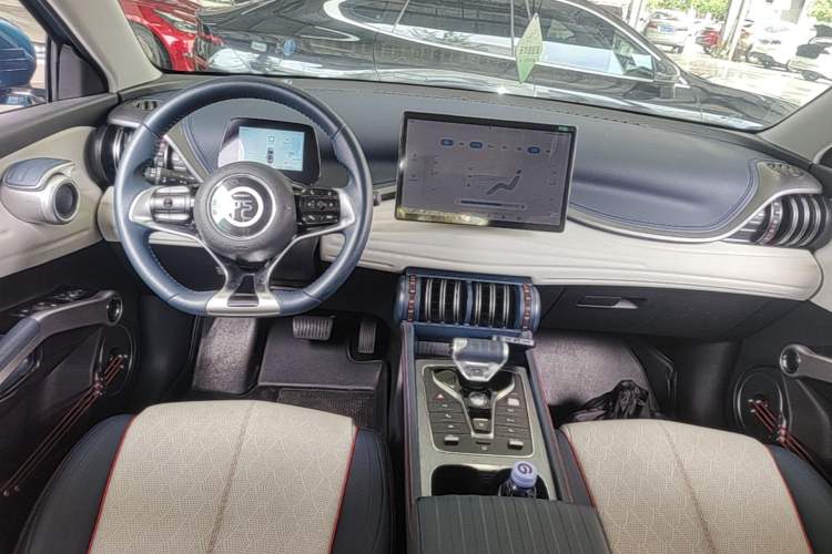 Used BYD Yuan PLUS 2022 510 km Flagship Version Center Console