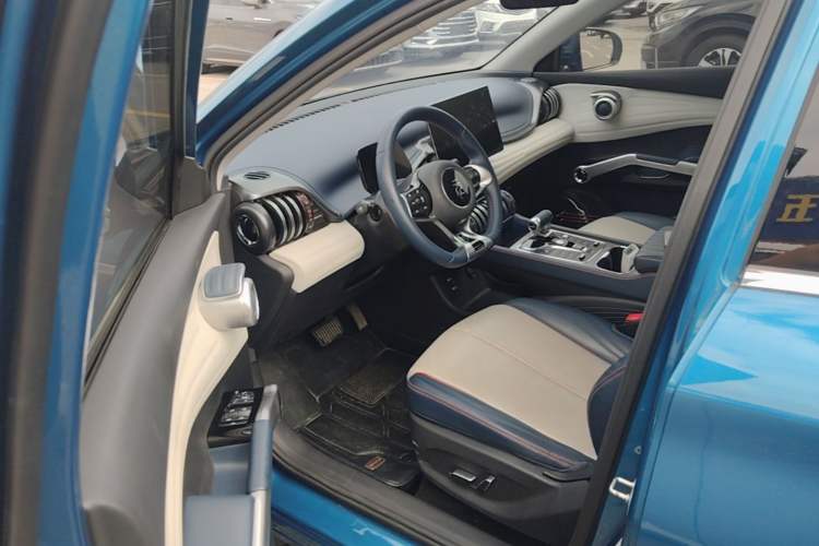 Used BYD Yuan PLUS 2022 430 km Luxury Version Driver Seat