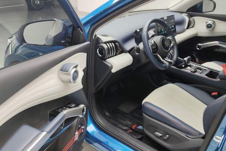 Used BYD Yuan PLUS 2022 430 km Luxury Version Driver Seat