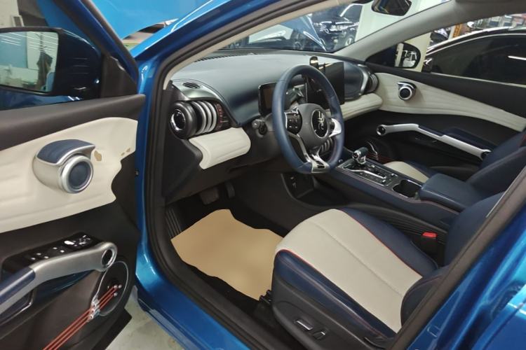 Used BYD Yuan PLUS 2022 510 km Luxury Version Driver Seat