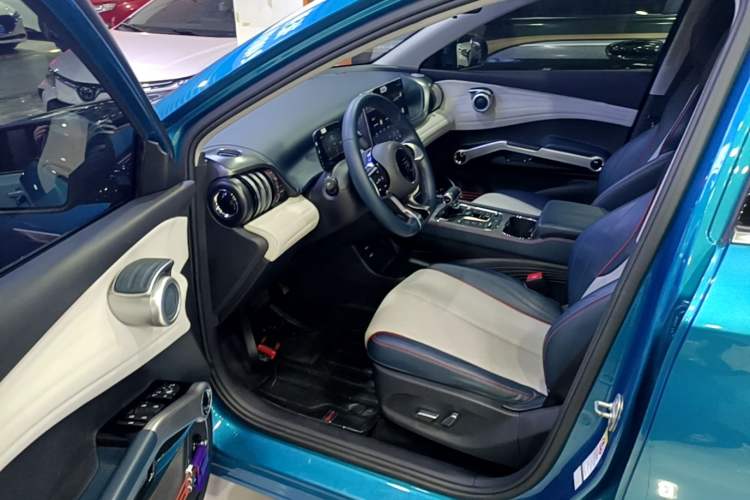 Used BYD Yuan PLUS 2022 510 km Luxury Version Driver Seat