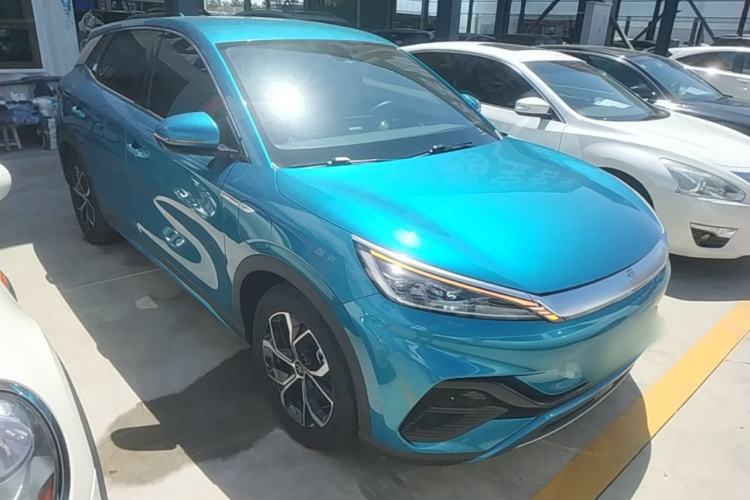Used BYD Yuan PLUS 2022 430 km Luxury Version Front Right 45 Deg
