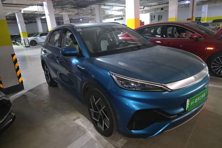 Used BYD Yuan PLUS 2022 510 km Flagship Version Front Right 45 Deg