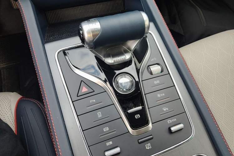 Used BYD Yuan PLUS 2022 430 km Luxury Version Gear Lever