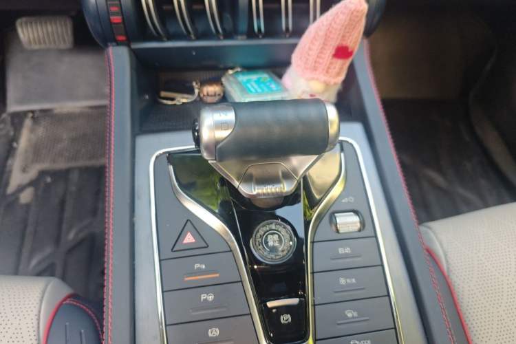 Used BYD Yuan PLUS 2022 510KM Flagship PLUS Gear Lever
