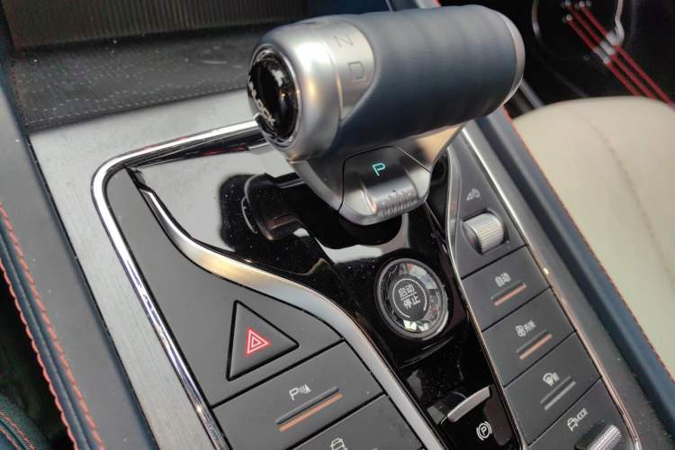 Used BYD Yuan PLUS 2022 430 km Luxury Version Gear Lever