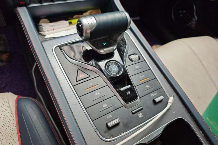 Used BYD Yuan PLUS 2022 510KM Flagship PLUS Gear Lever