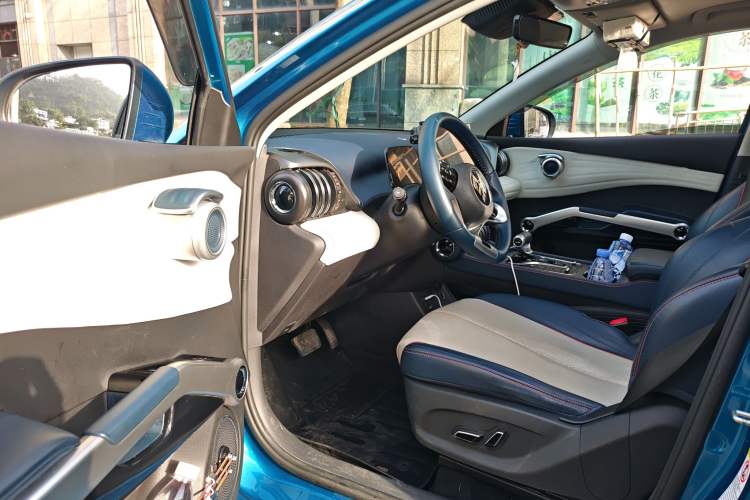 Used BYD Yuan PLUS 2022 510 km Flagship Version Interior 3