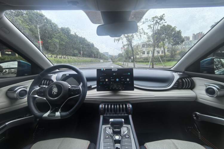 Used BYD Yuan PLUS 2022 510 km Luxury Version Interior 3