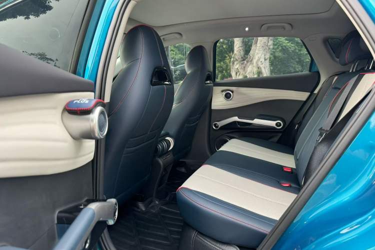 Used BYD Yuan PLUS 2022 430 km Luxury Version Interior 3