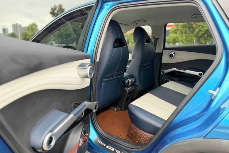 Used BYD Yuan PLUS 2022 510 km Luxury Version Interior 4