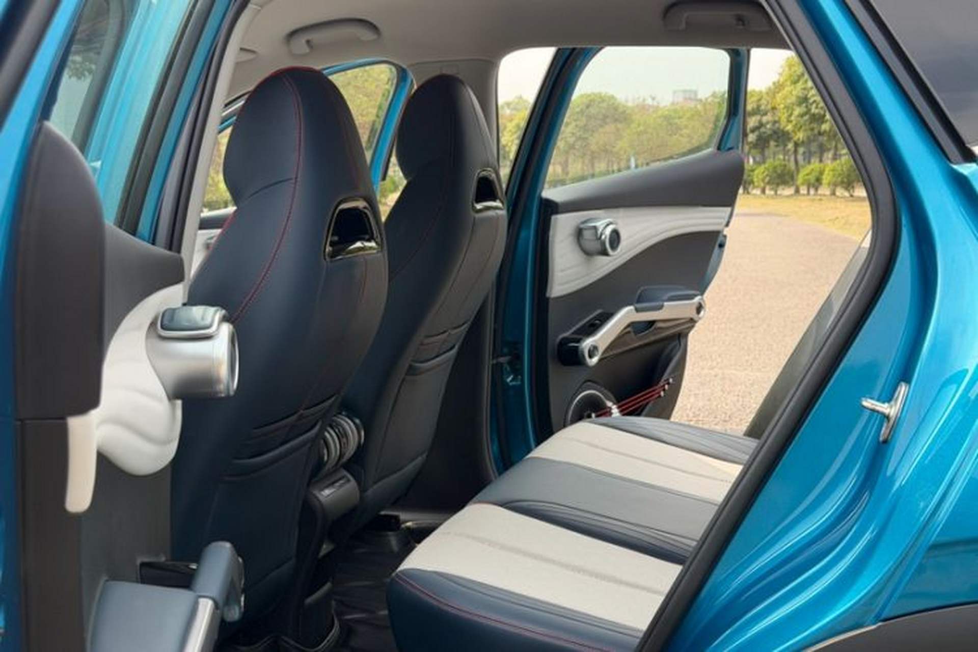 Used BYD Yuan PLUS 2022 510 km Luxury Version Interior 5