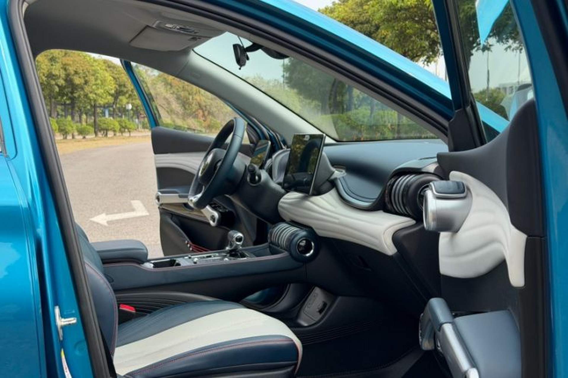 Used BYD Yuan PLUS 2022 510 km Luxury Version Interior 7