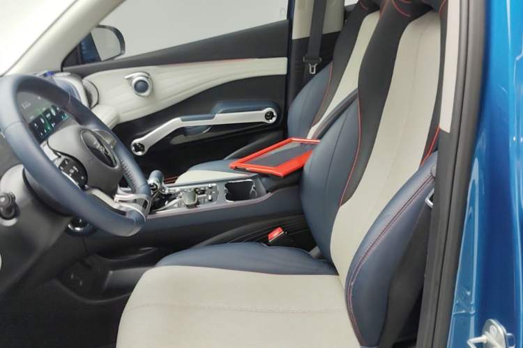 Used BYD Yuan PLUS 2022 430 km Luxury Version Left Front Seat