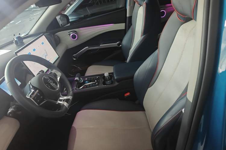 Used BYD Yuan PLUS 2022 510 km Flagship Version Left Front Seat