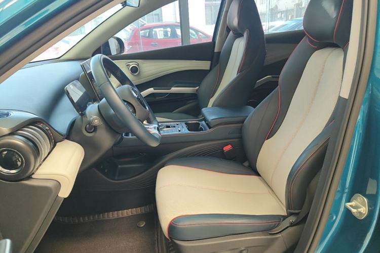 Used BYD Yuan PLUS 2022 430 km Luxury Version Left Front Seat