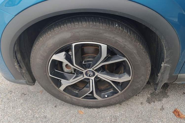 Used BYD Yuan PLUS 2022 430 km Luxury Version Left Front Wheel Hub