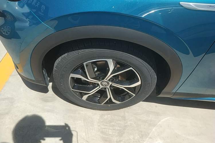 Used BYD Yuan PLUS 2022 430 km Luxury Version Left Front Wheel Hub